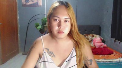 ursweetpinayxxx live cam on Cam4