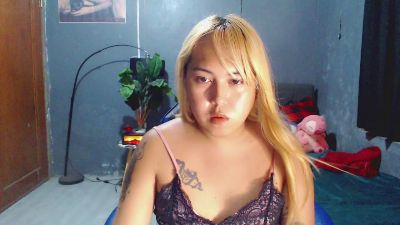 ursweetpinayxxx live cam on Cam4