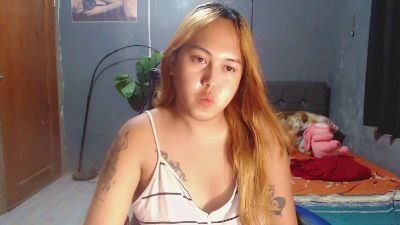 ursweetpinayxxx live cam on Cam4