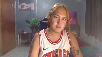 ursweetpinayxxx live cam on Cam4