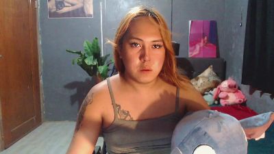 ursweetpinayxxx live cam on Cam4