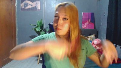 ursweetpinayxxx live cam on Cam4