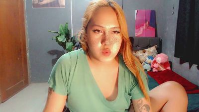 ursweetpinayxxx live cam on Cam4