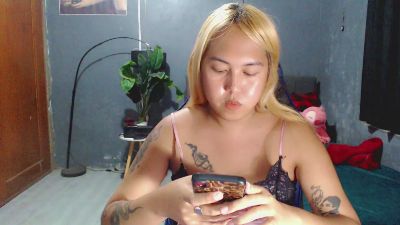 ursweetpinayxxx live cam on Cam4