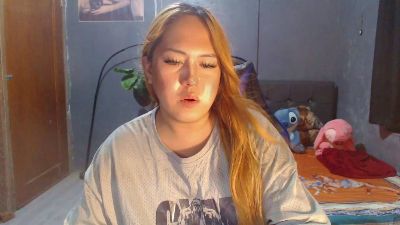 ursweetpinayxxx live cam on Cam4