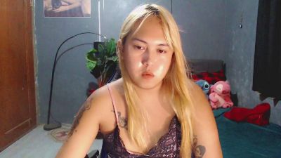 ursweetpinayxxx live cam on Cam4