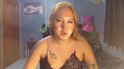 ursweetpinayxxx live cam on Cam4