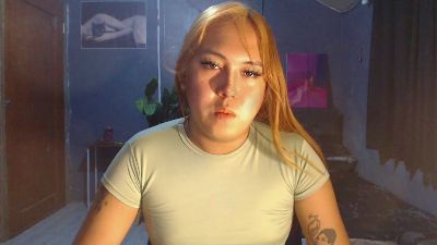 ursweetpinayxxx live cam on Cam4