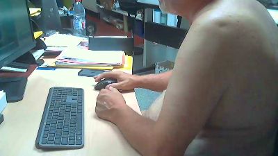 usualbear live cam on Cam4