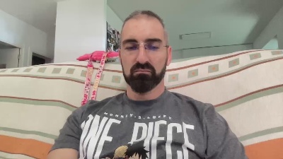 v1c70r1985 live cam on Cam4