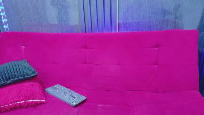 vaiiolet_nyx live cam on Cam4