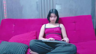 vaiiolet_nyx live cam on Cam4