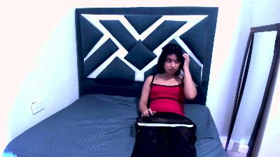 vaiiolet_nyx live cam on Cam4