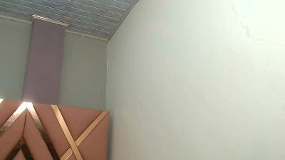 vaiolethts live cam on Cam4