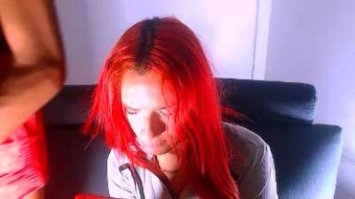 vaiolethts live cam on Cam4