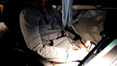 vald83 live cam on Cam4
