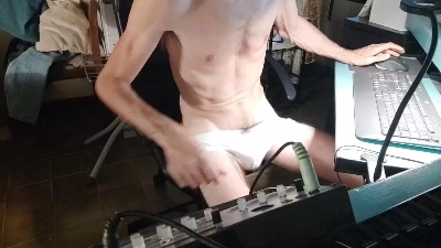 vald83 live cam on Cam4