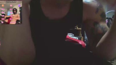 valdren_vylord live cam on Cam4