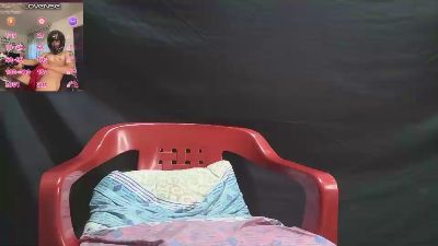 valdren_vylord live cam on Cam4