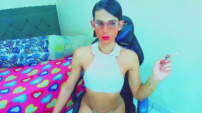 vale_sexth live cam on Cam4