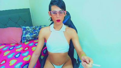 vale_sexth live cam on Cam4