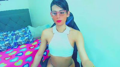 vale_sexth live cam on Cam4