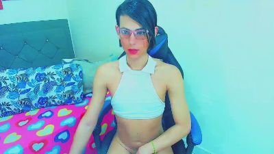 vale_sexth live cam on Cam4