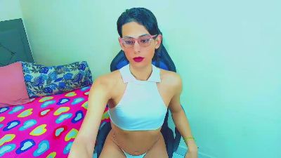 vale_sexth live cam on Cam4