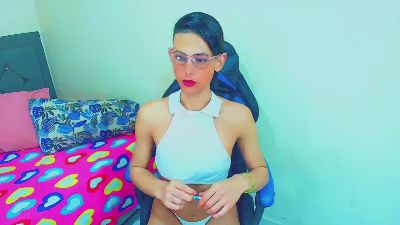 vale_sexth live cam on Cam4