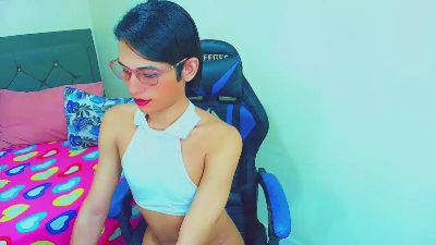 vale_sexth live cam on Cam4