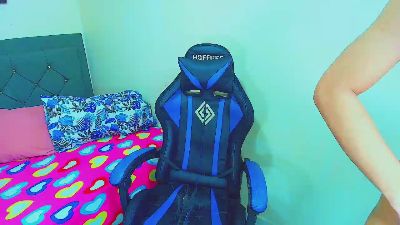 vale_sexth live cam on Cam4