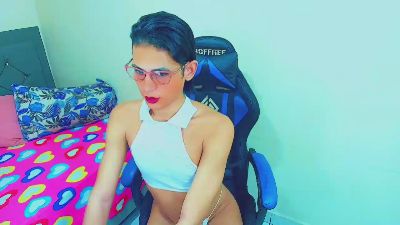vale_sexth live cam on Cam4