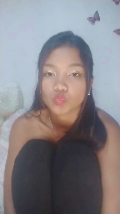 valentina531 live cam on Cam4