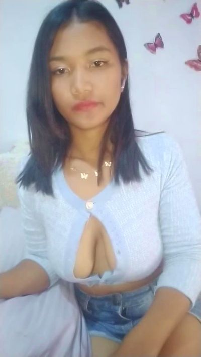 valentina531 live cam on Cam4