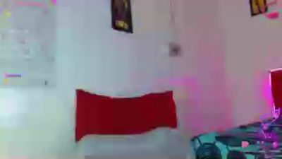 valentina_kiss1 live cam on Cam4