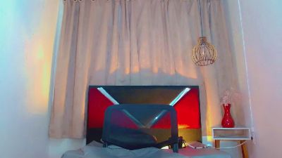 valentina_kiss1 live cam on Cam4