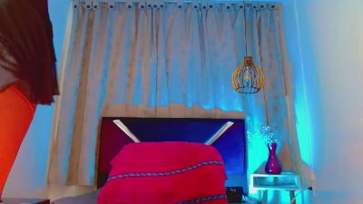 valentina_kiss1 live cam on Cam4