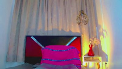 valentina_kiss1 live cam on Cam4