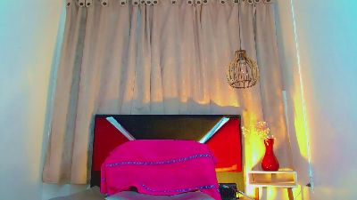 valentina_kiss1 live cam on Cam4