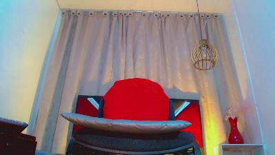 valentina_kiss1 live cam on Cam4