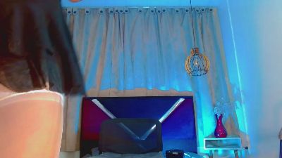 valentina_kiss1 live cam on Cam4