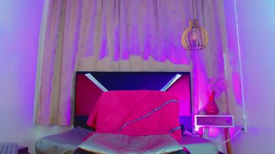 valentina_kiss1 live cam on Cam4