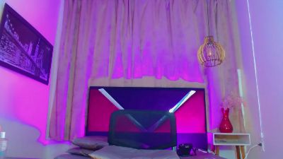valentina_kiss1 live cam on Cam4