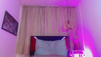valentina_kiss1 live cam on Cam4