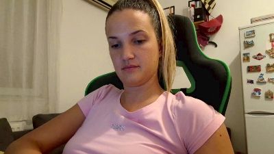 valentino_chick live cam on Cam4