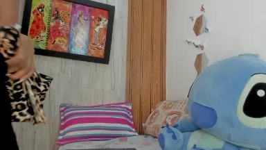 valentnanarvaez live cam on Cam4
