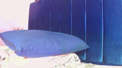 valeri_sotoo live cam on Cam4