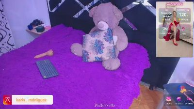 valeria024 live cam on Cam4