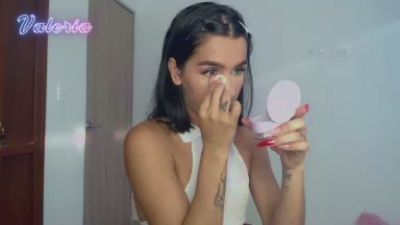 valeria032 live cam on Cam4