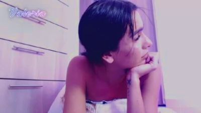 valeria032 live cam on Cam4